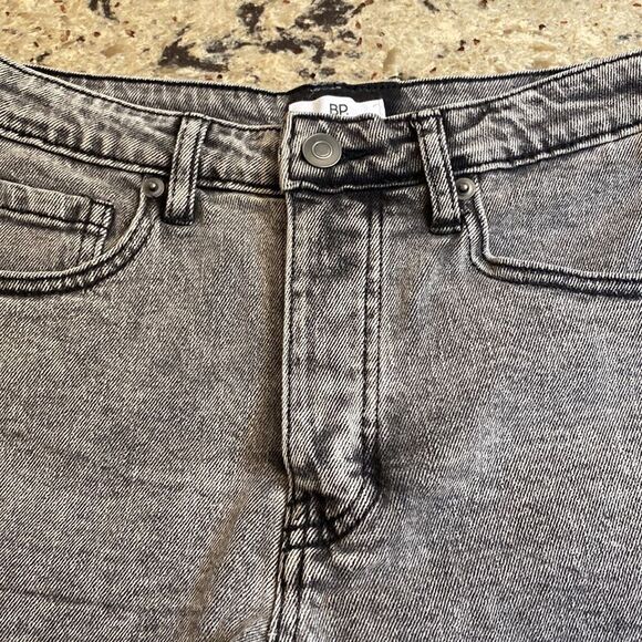 NWT Nordstrom BP. Frayed Hem Black Denim Shorts - Picture 3 of 5